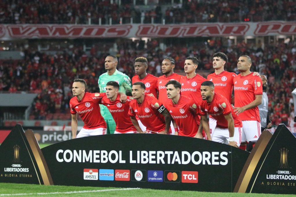 Análise: Inter transforma jogo tranquilo em drama e faz até Coudet sofrer  na Libertadores, internacional