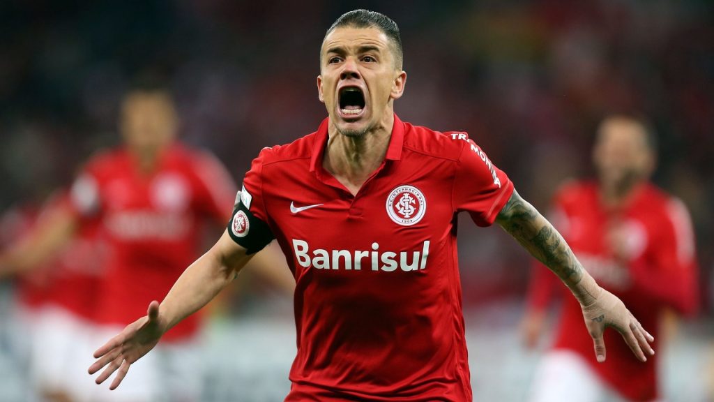 Andres D Alessandro o eterno camisa 10