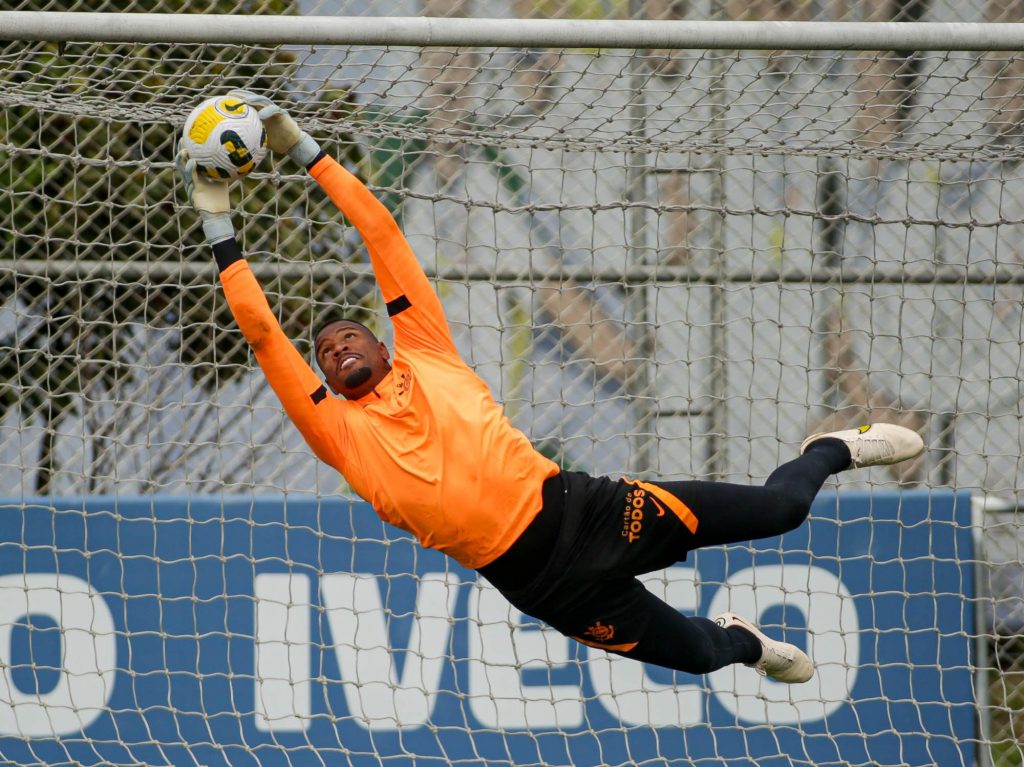 Ex-Goleiro do Inter Surpreende