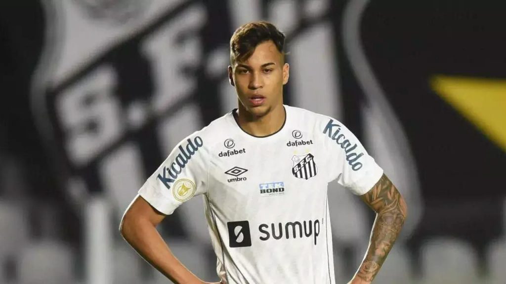 Ex-Santos Kaio Jorge 