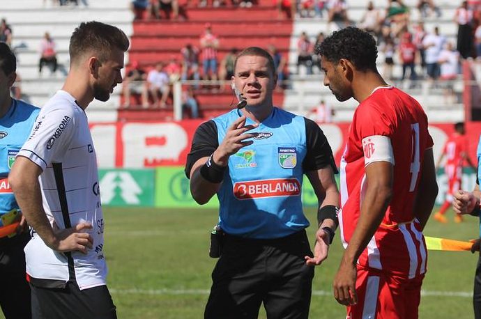 Árbitro de Internacional x Vasco