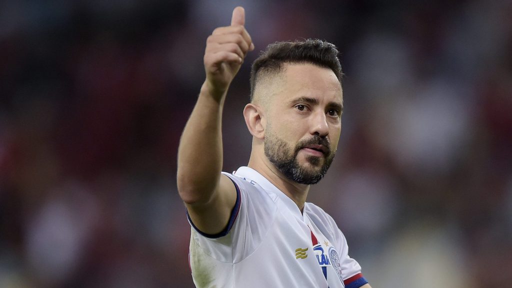 Everton Ribeiro, do Bahia. Foto: Alexandre Loureiro/AGIF