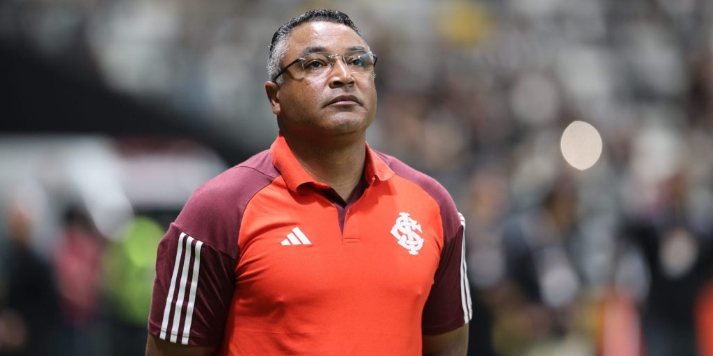 Roger Machado, do Internacional. Foto: Gilson Lobo/AGIF