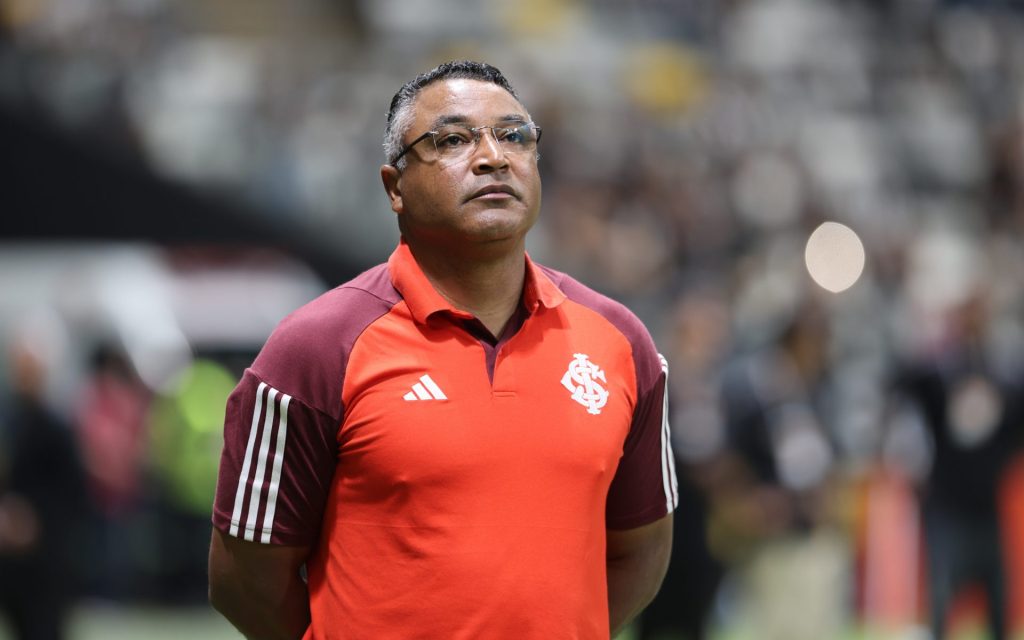 Roger Machado, do Internacional. Foto: Gilson Lobo/AGIF