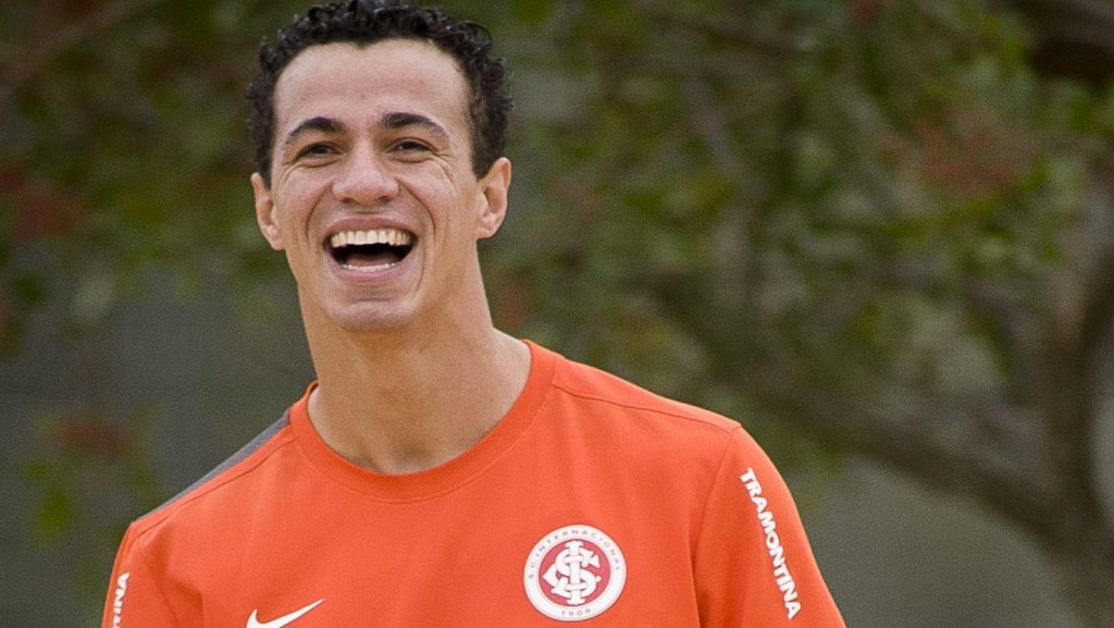 Leandro Damião, ex-Internacional. Foto: Ramiro Furquim/AGIF