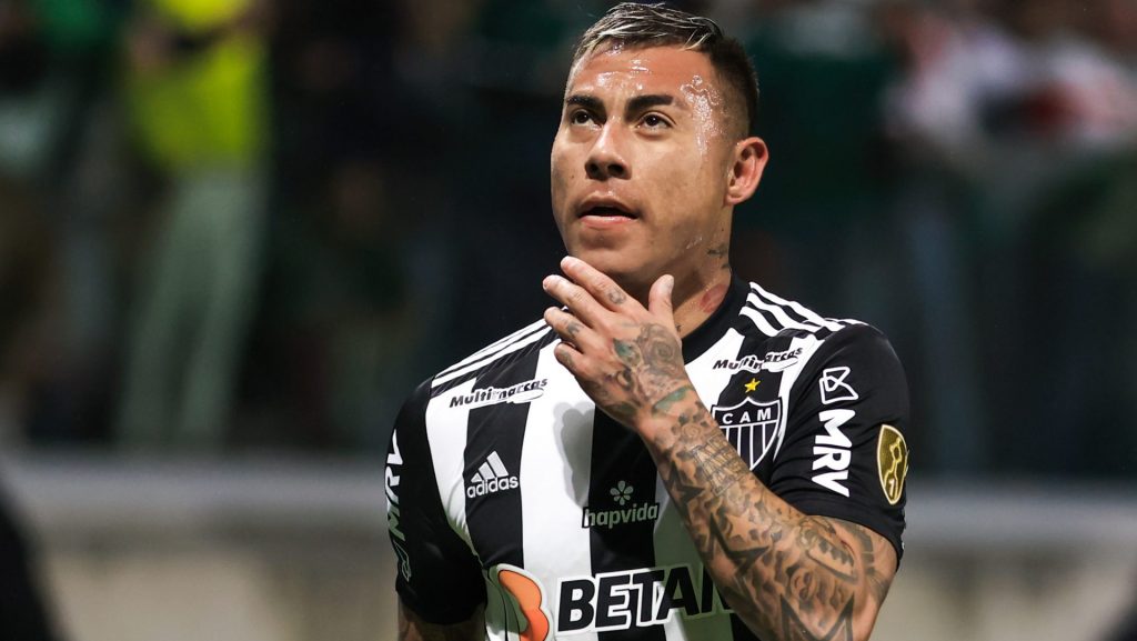 Eduardo Vargas é alvo do Internacional. Foto: Marcello Zambrana/AGIF