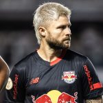 Eduardo Sasha foi revelado pelo Internacional. Foto: Abner Dourado/AGIF