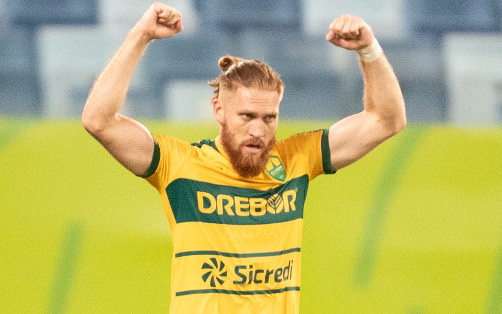 Atacante é alvo do Inter. Foto: Gil Gomes/AGIF