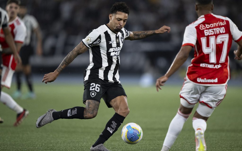 Internacional volta a enfrentar o Botafogo. Foto: Jorge Rodrigues/AGIF