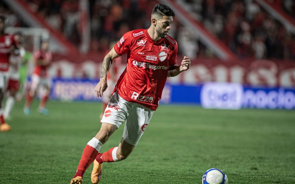 Jemmes não deve mais vir para o Internacional. Foto: Isabela Azine/AGIF