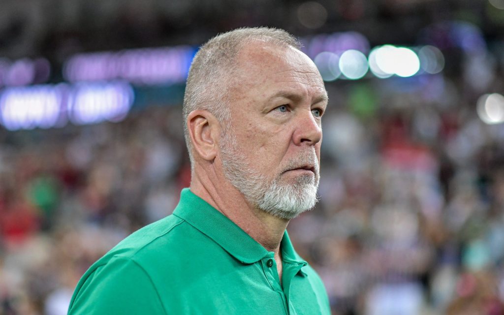 Fluminense de Mano Menezes pode levar o defensor. Foto: Thiago Ribeiro/AGIF
