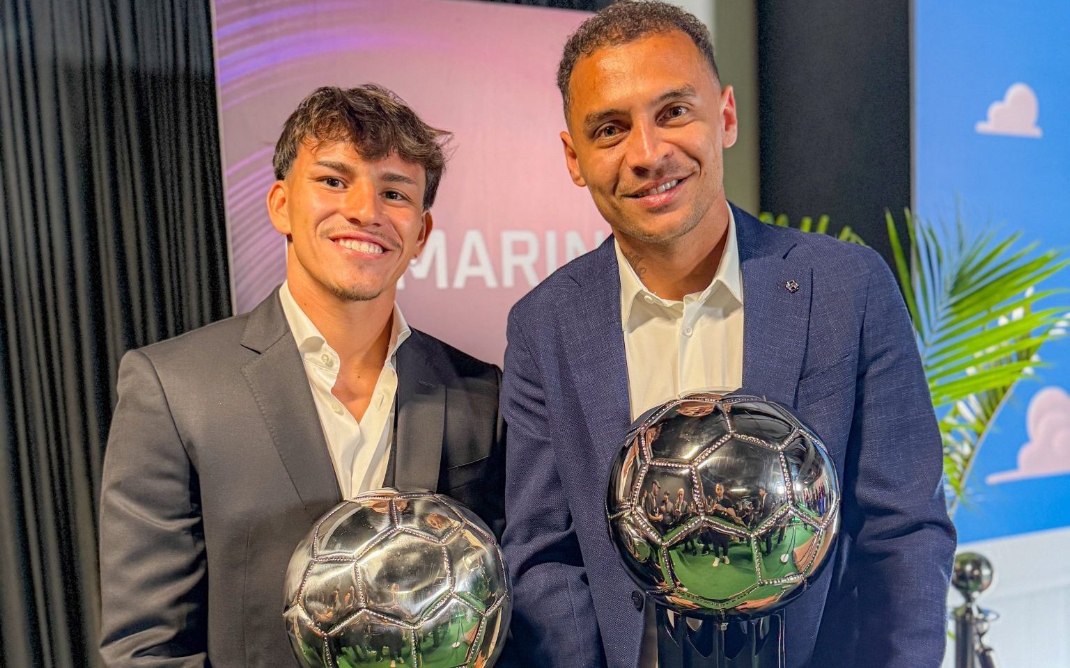 Bernabei e Alan Patrick no Bola de Prata. Foto: Divulgação/Twitter oficial SCI
