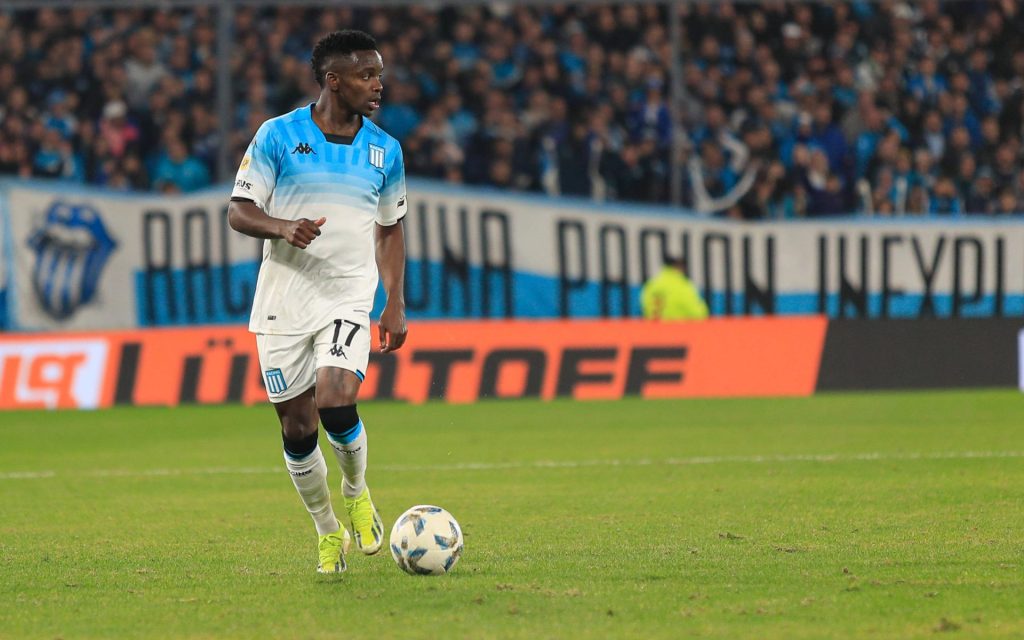 Atacante pertence ao Racing. Foto: IMAGO/Santiago Gomez Roca