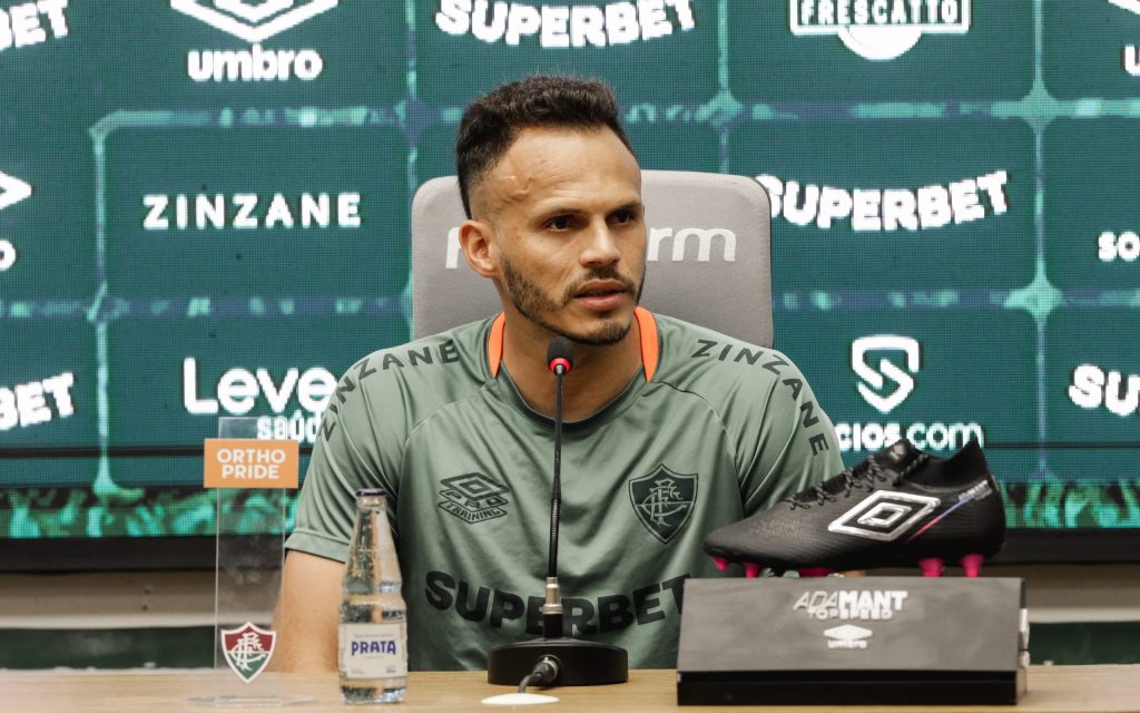 Renê foi apresentado ao Fluminense. Foto: Lucas Merçon/FFC