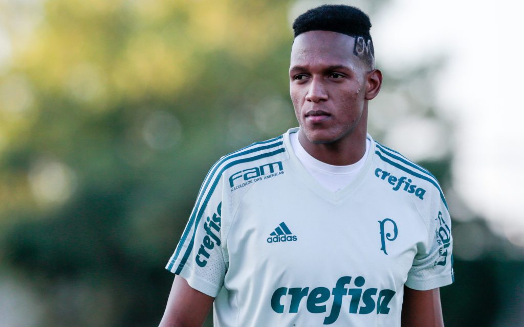 Zagueiro defendeu o Palmeiras. Foto: Marcello Zambrana/AGIF