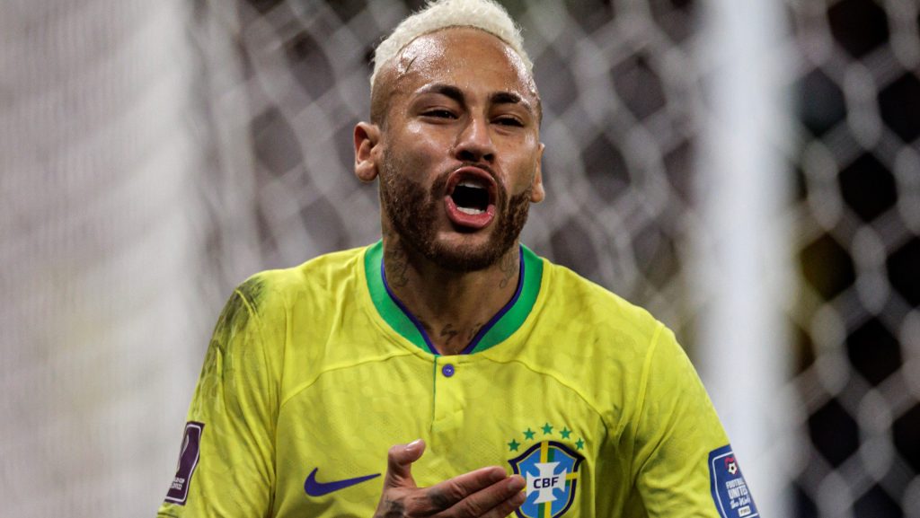 Neymar está de volta ao Brasil. Foto: Pedro Martins/AGIF