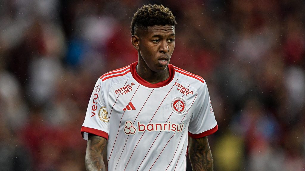 Vitão, do Internacional. Foto: Thiago Ribeiro/AGIF