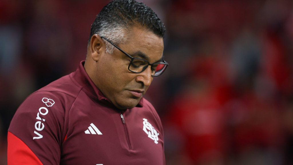 Roger Machado, do Internacional. Foto: Maxi Franzoi/AGIF