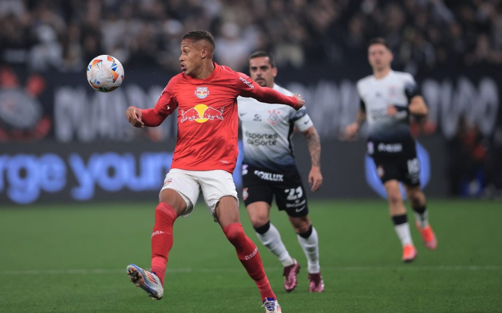 Fim de contrato! Estrelas da Série A do futebol ficam livres para assinar com qualquer time