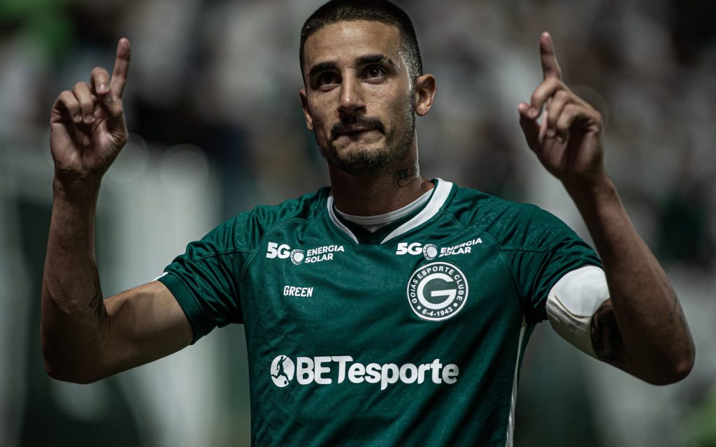 Thiago Galhardo defendeu o Goiás em 2024. Foto: Isabela Azine/AGIF