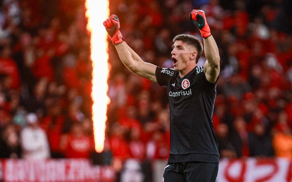 Goleiro está fora de combate. Foto: Maxi Franzoi/AGIF