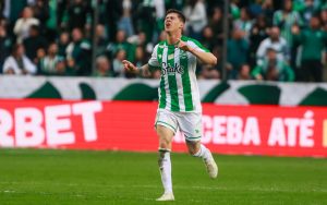 Ronaldo é o novo reforço do Inter. Foto: Luiz Erbes/AGIF