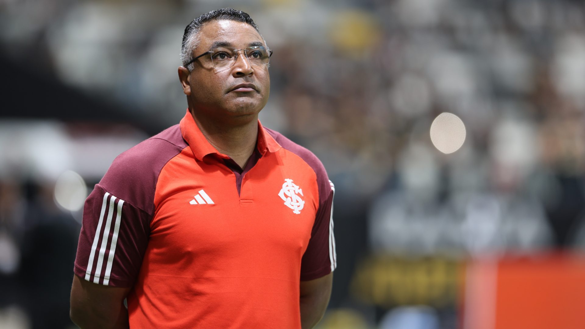 Roger Machado, do Internacional. Foto: Gilson Lobo/AGIF