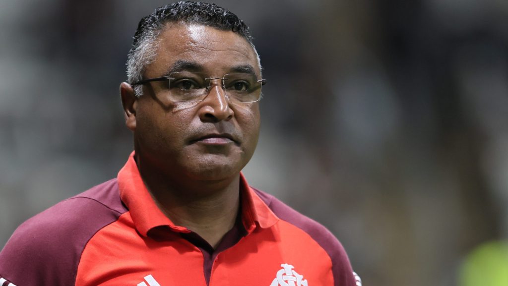 Roger Machado, do Internacional. Foto: Gilson Lobo/AGIF