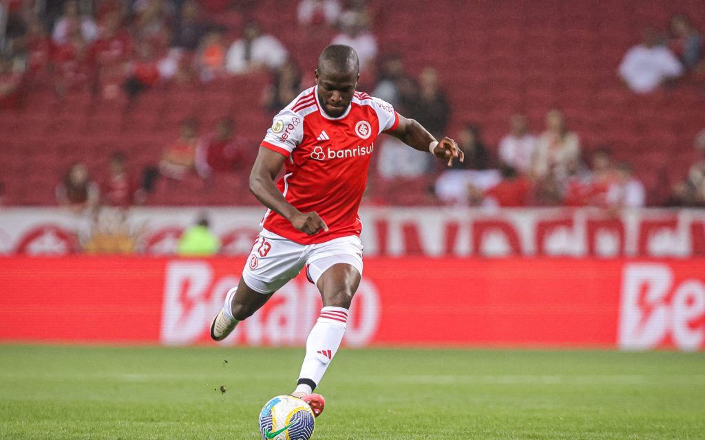 Enner Valencia deverá ser titular. Foto: Maxi Franzoi/AGIF