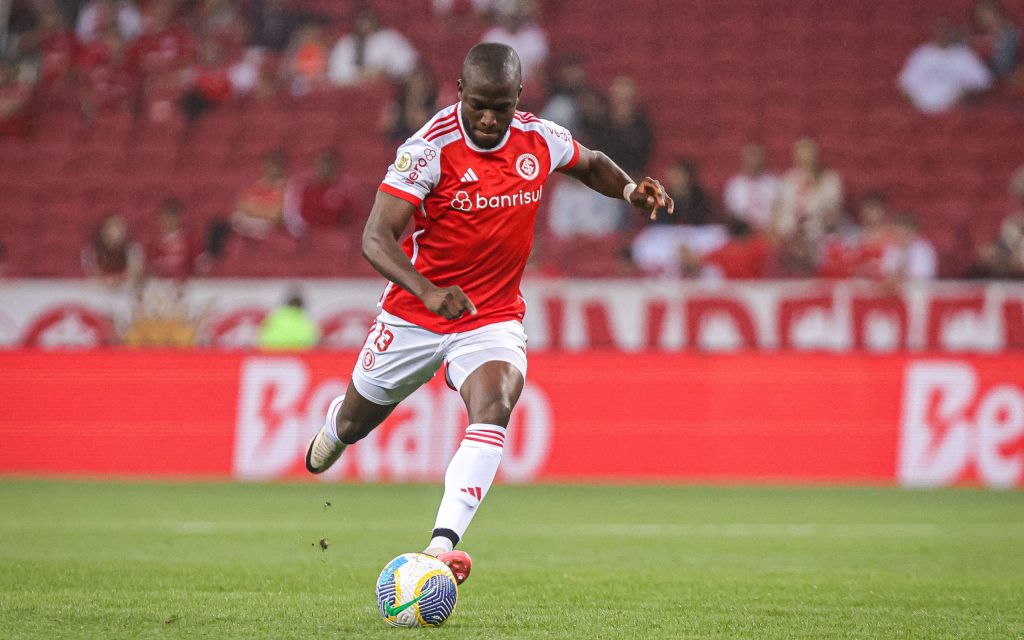 Enner Valencia deverá ser titular. Foto: Maxi Franzoi/AGIF