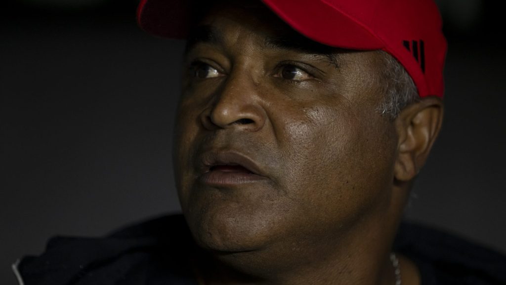 Roger Machado, do Internacional. Foto: Jorge Rodrigues/AGIF