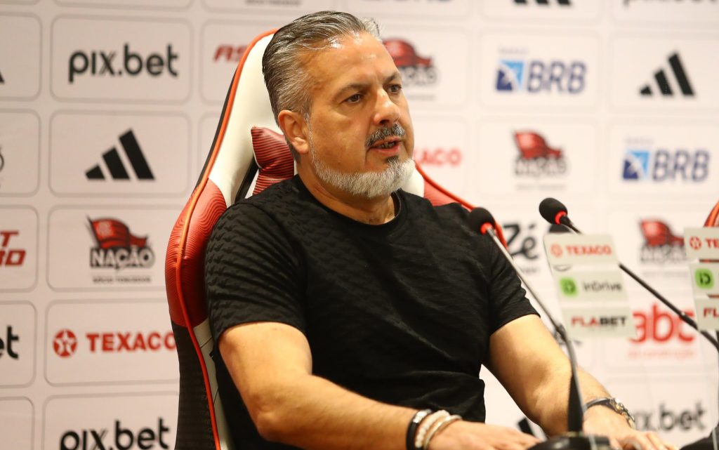 Flamengo de José Boto está complicando negócio. Foto: Gilvan de Souza/CRF