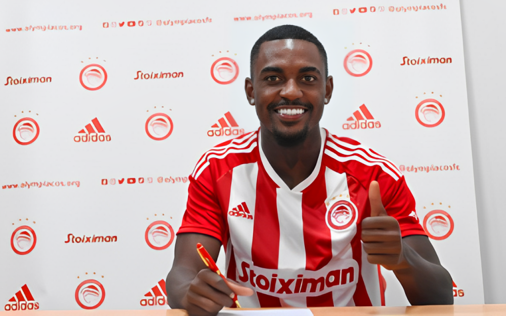 Ramon deixa o Olympiacos. Foto: Divulgação/Olympiacos