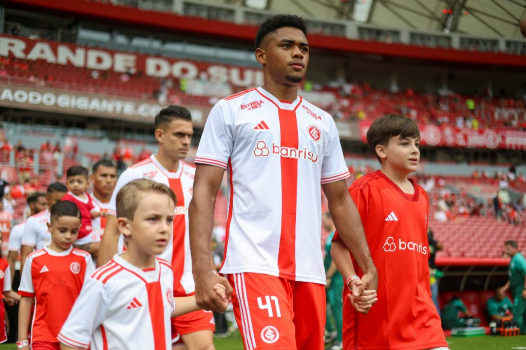 Victor Gabriel virou titular do Internacional. Foto: Ricardo Duarte/SCI