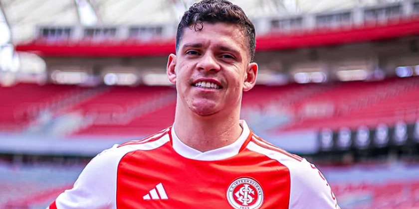 Internacional: Thiago Maia está ou Ronaldo quem será o titular de Roger Machado