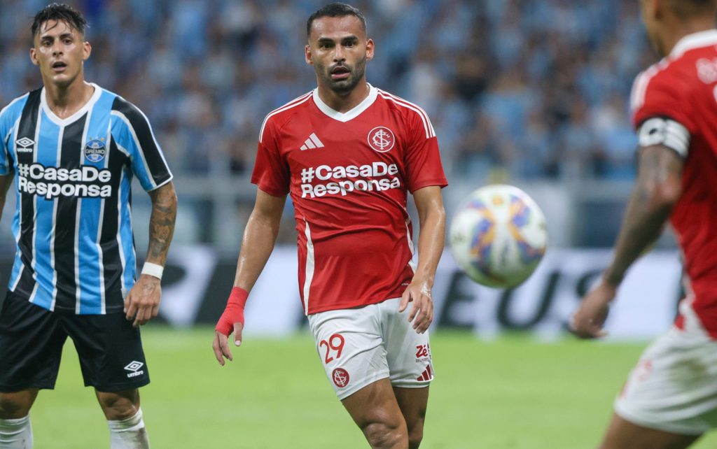 Thiago Maia pelo Inter. Foto: Ricardo Duarte/SCI