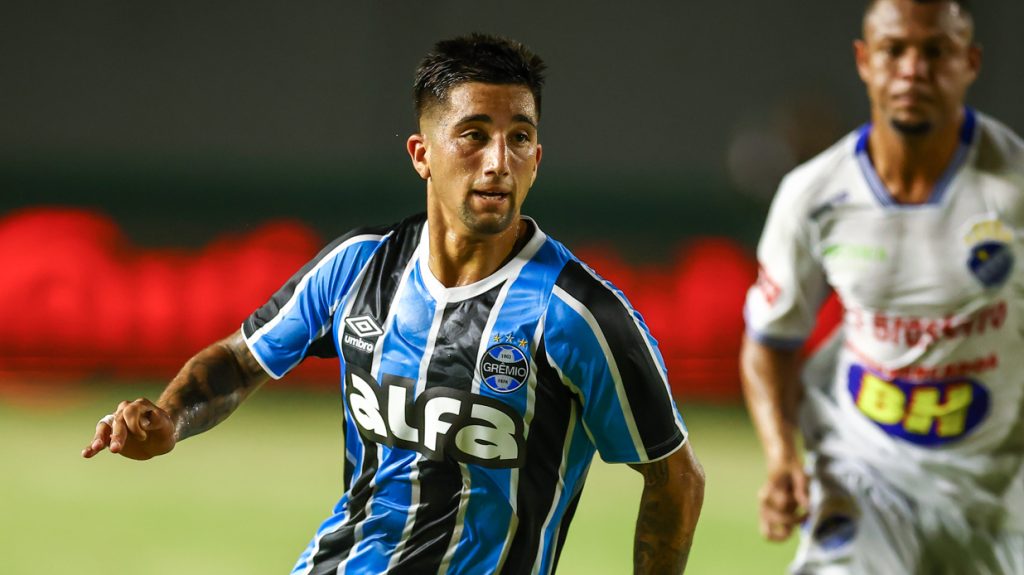 Rival do Internacional, Grêmio de Cristian Olivera sofreu para se classificar. Foto: Lucas Uebel/Grêmio