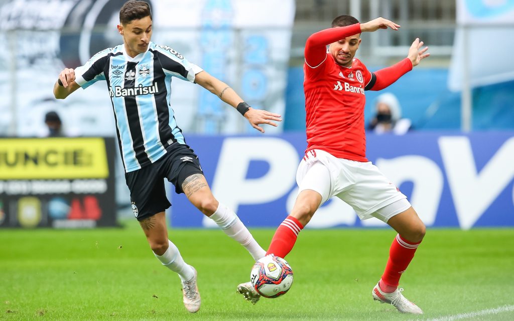 O último ano que teve um Gre-Nal na decisão do estadual foi em 2021. Foto: Pedro H. Tesch/AGIF