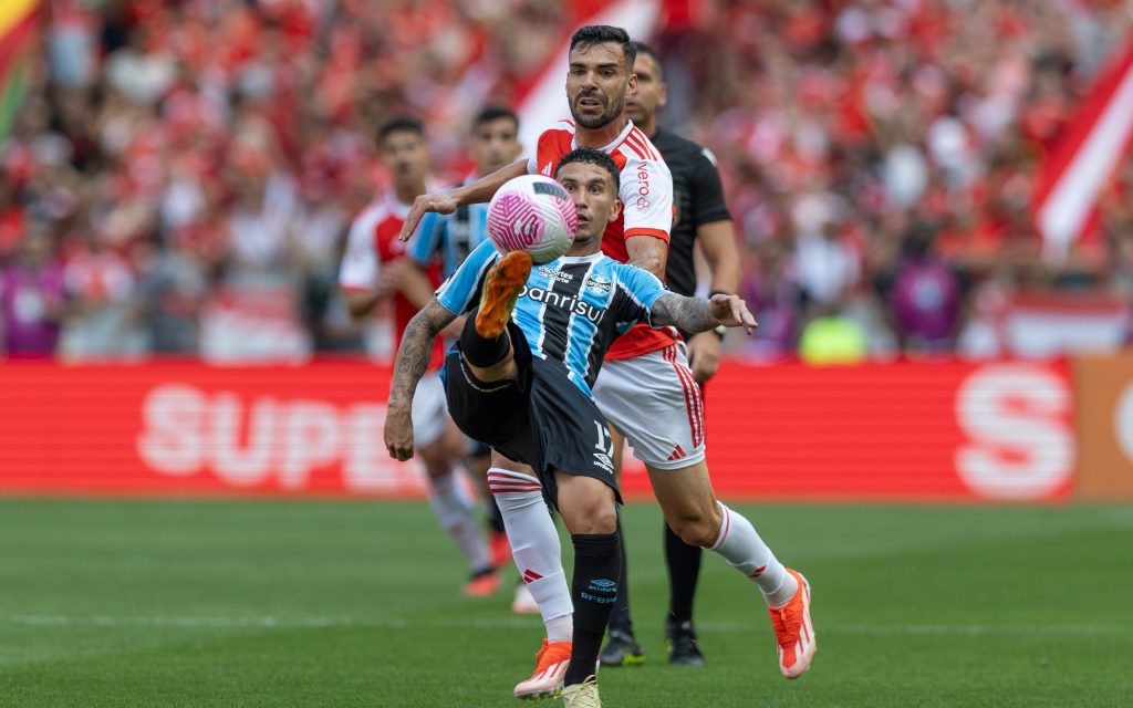 Rivais voltarão a se enfrentar. Foto: Liamara Polli/AGIF