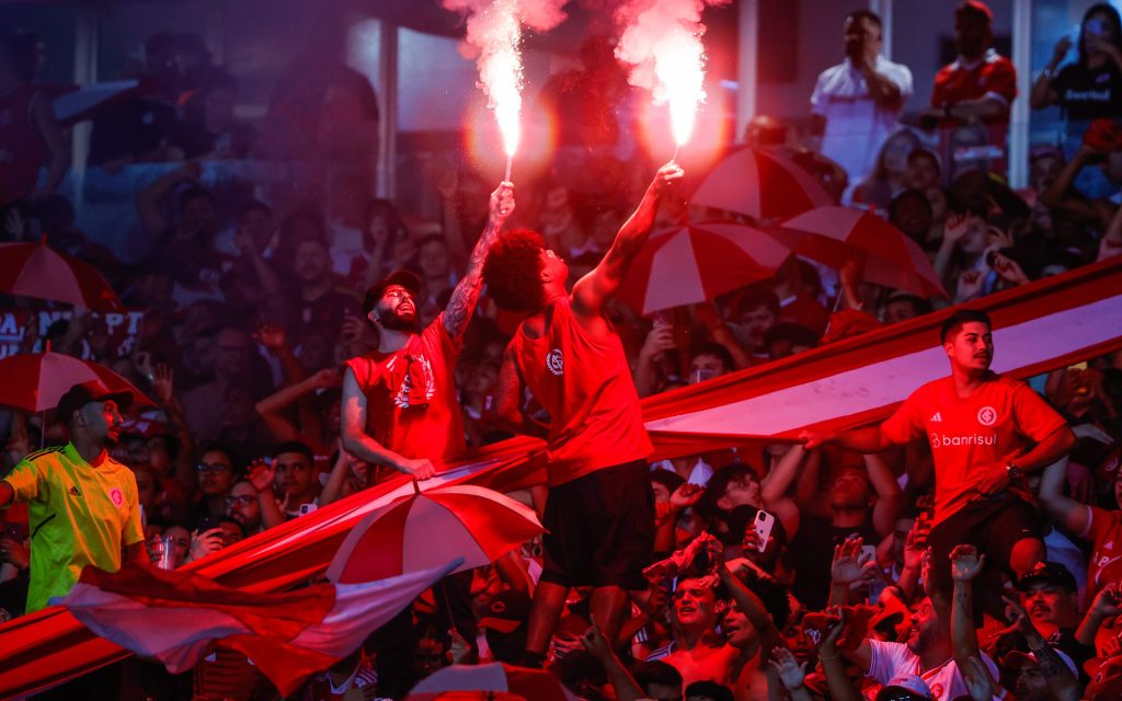 Torcida do Internacional. Foto: Luiz Erbes/AGIF