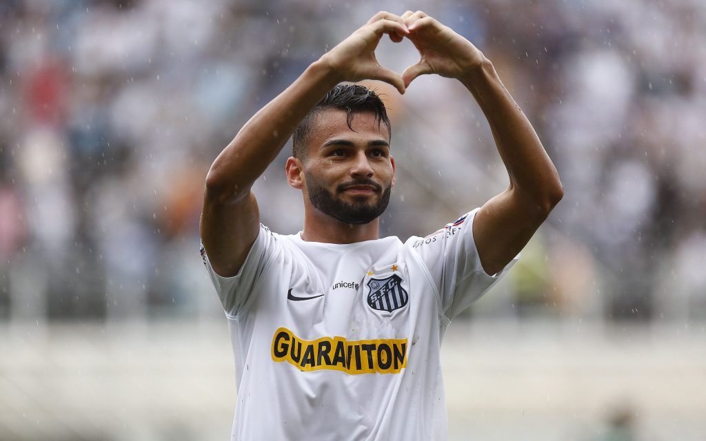 Thiago Maia está voltando ao Santos. Foto: Ricardo Saibun/AGIF