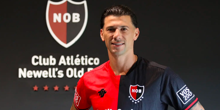 Cuesta vai jogar na Argentina novamente. Foto: Divulgação/Newell's Old Boys