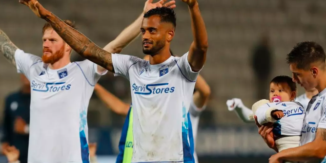 Jubal está na França. Foto: Divulgação/Auxerre