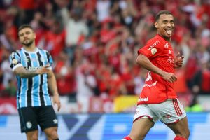 Alan Patrick, do Internacional e João Pedro do Grêmio. Foto: Reprodução
