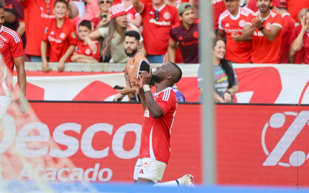 Valencia, do Internacional, fez um golaço na decisão. Foto: Ricardo Duarte/SCI