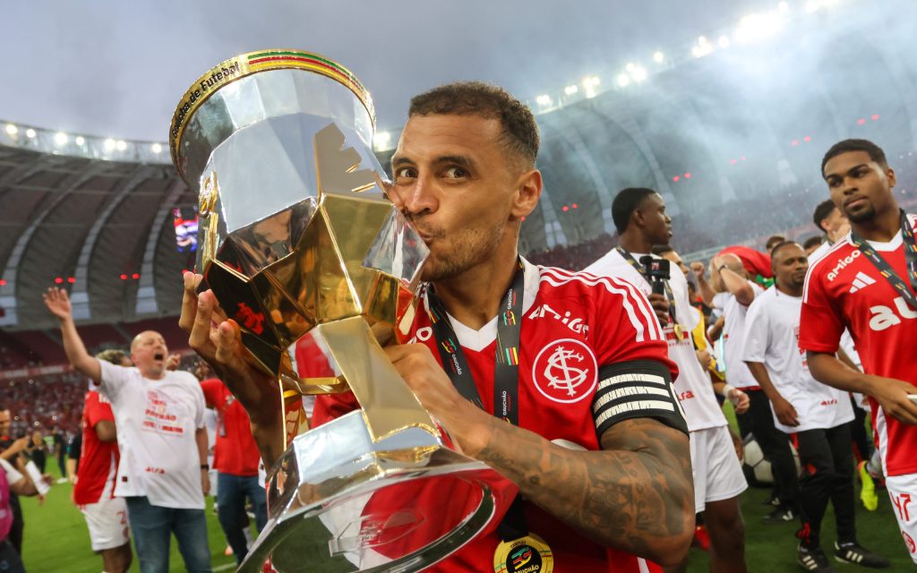 Internacional, de Alan Patrick, foi campeão gaúcho. Foto: Ricardo Duarte/SCI