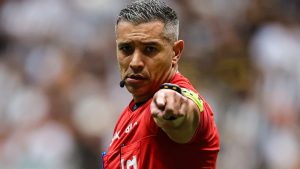 Felipe Fernandes de Lima apitou Internacional X Palmeiras. Foto: Gilson Lobo/AGIF