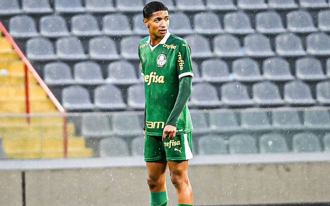 Lukas Pedrosa deixou Palmeiras e fechou com o Inter. Foto: Reprodução/X