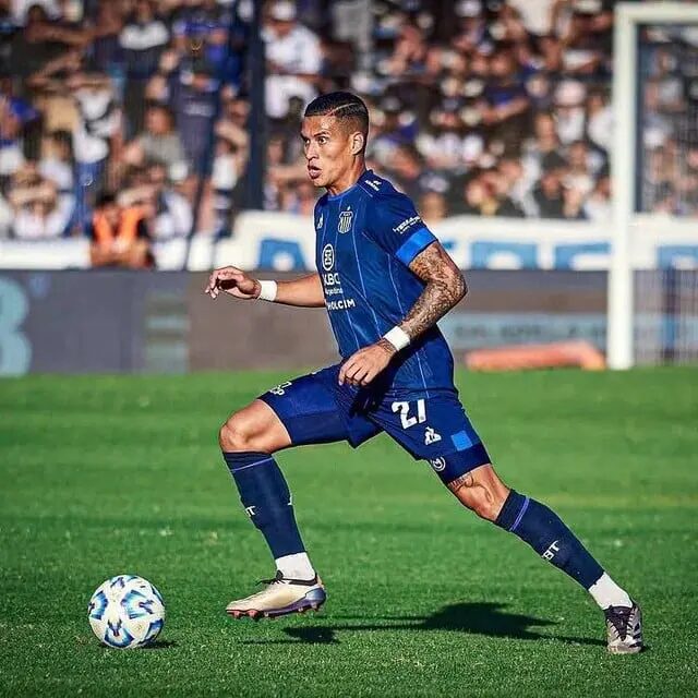 Quem é o volante colombiano do Talleres que esta no radar do Internacional