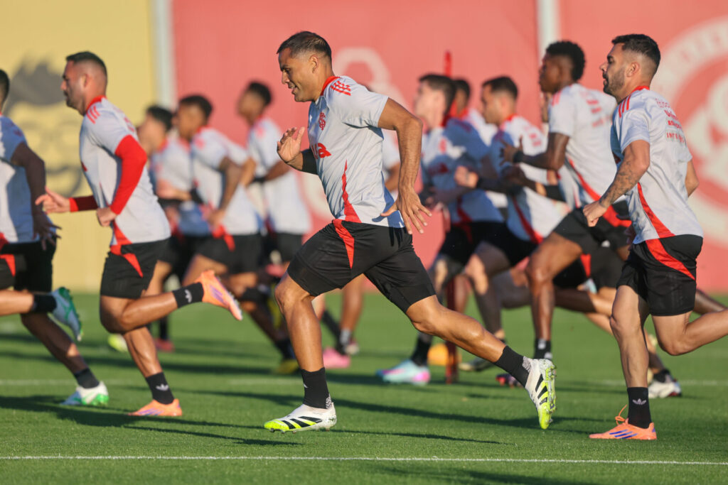 Internacional realiza jogo-treino secreto antes de encarar o Mirassol pelo Brasileirão
